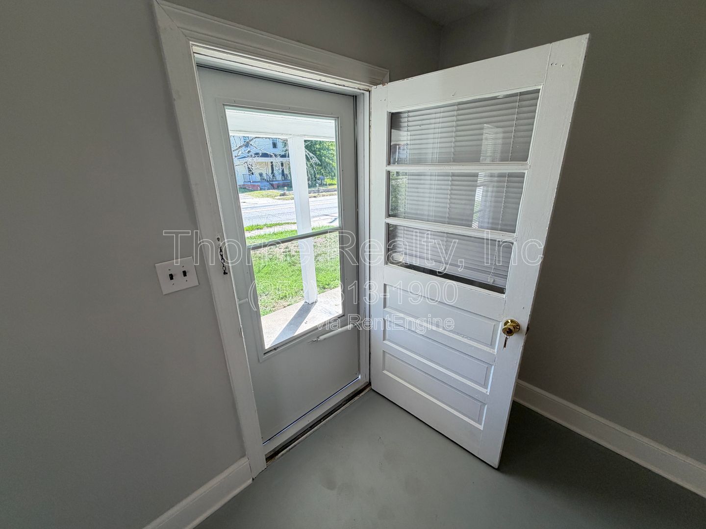 Gallery Image 17