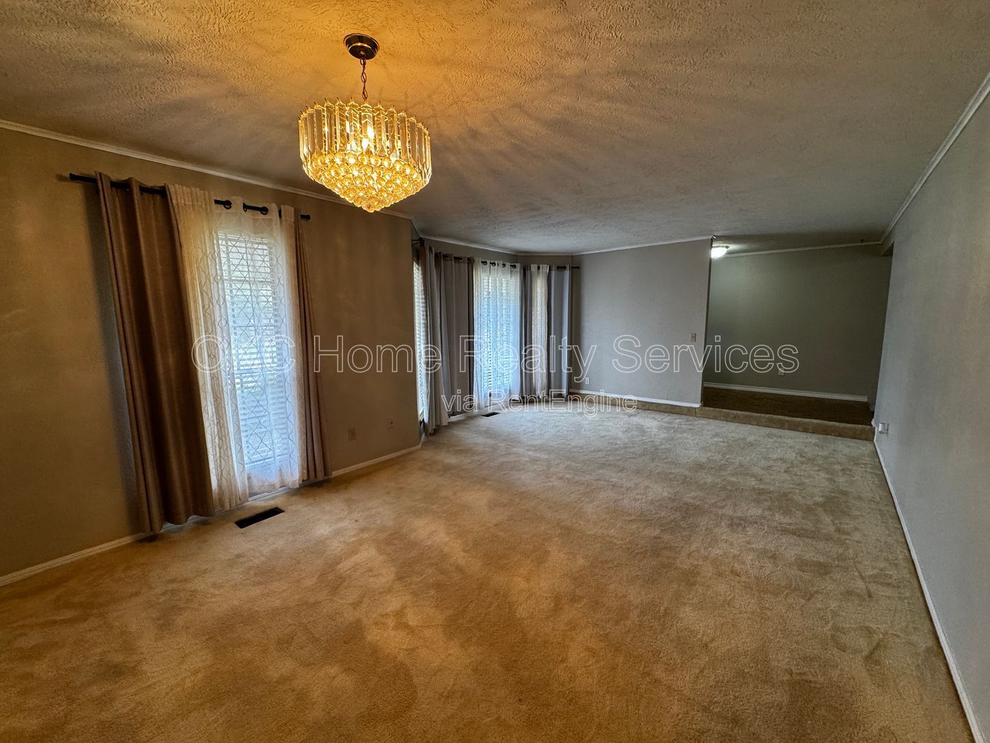 Gallery Image 19