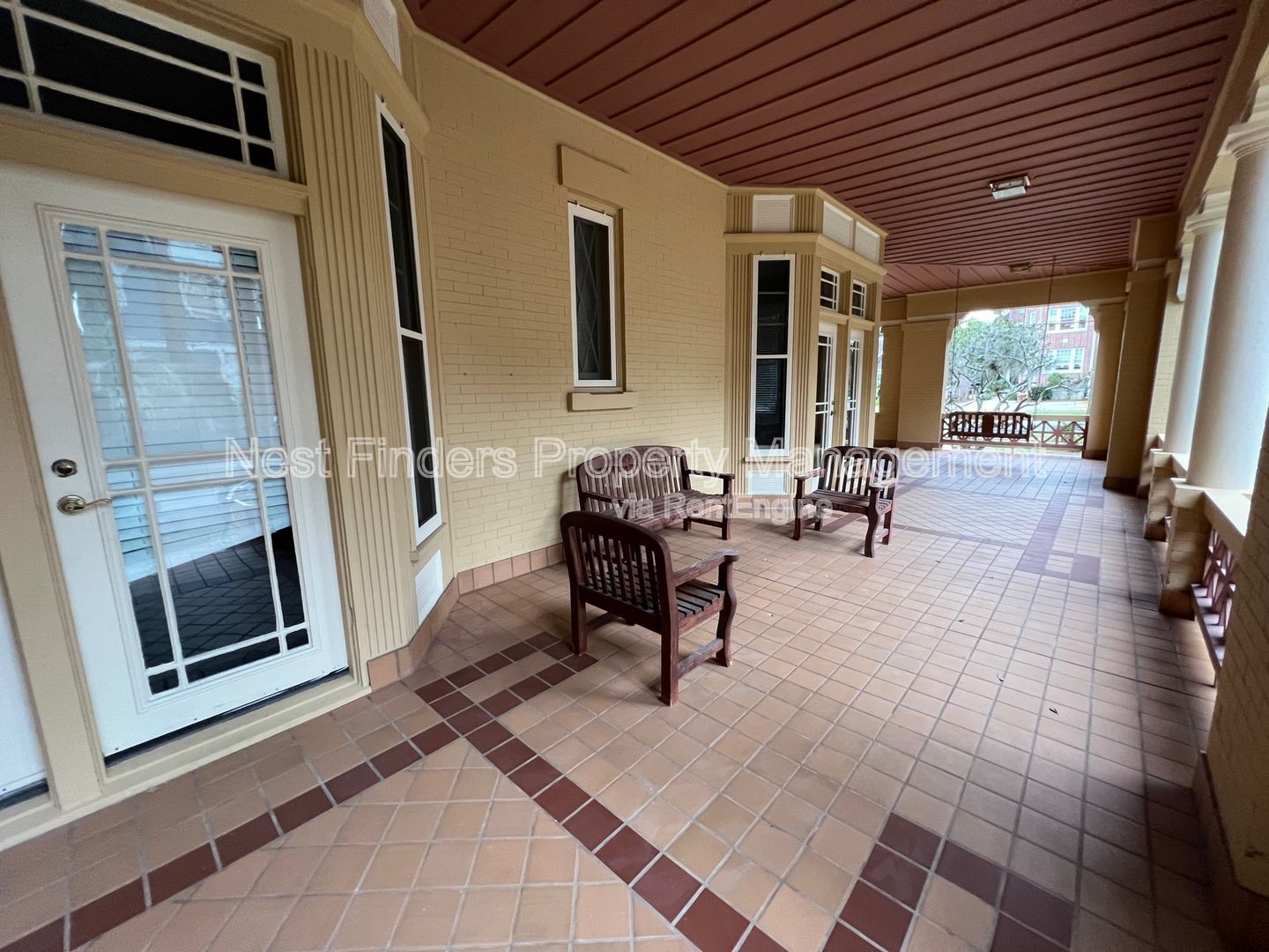 Gallery Image 16