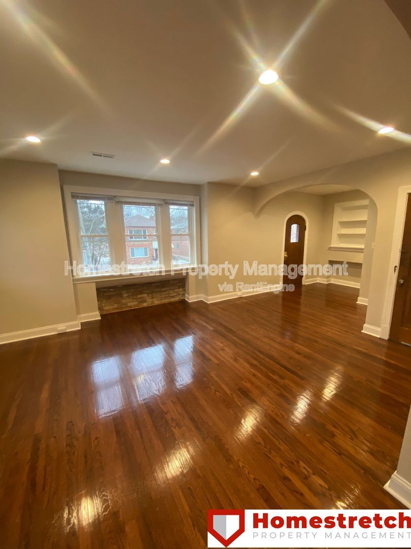 Gallery Image 15
