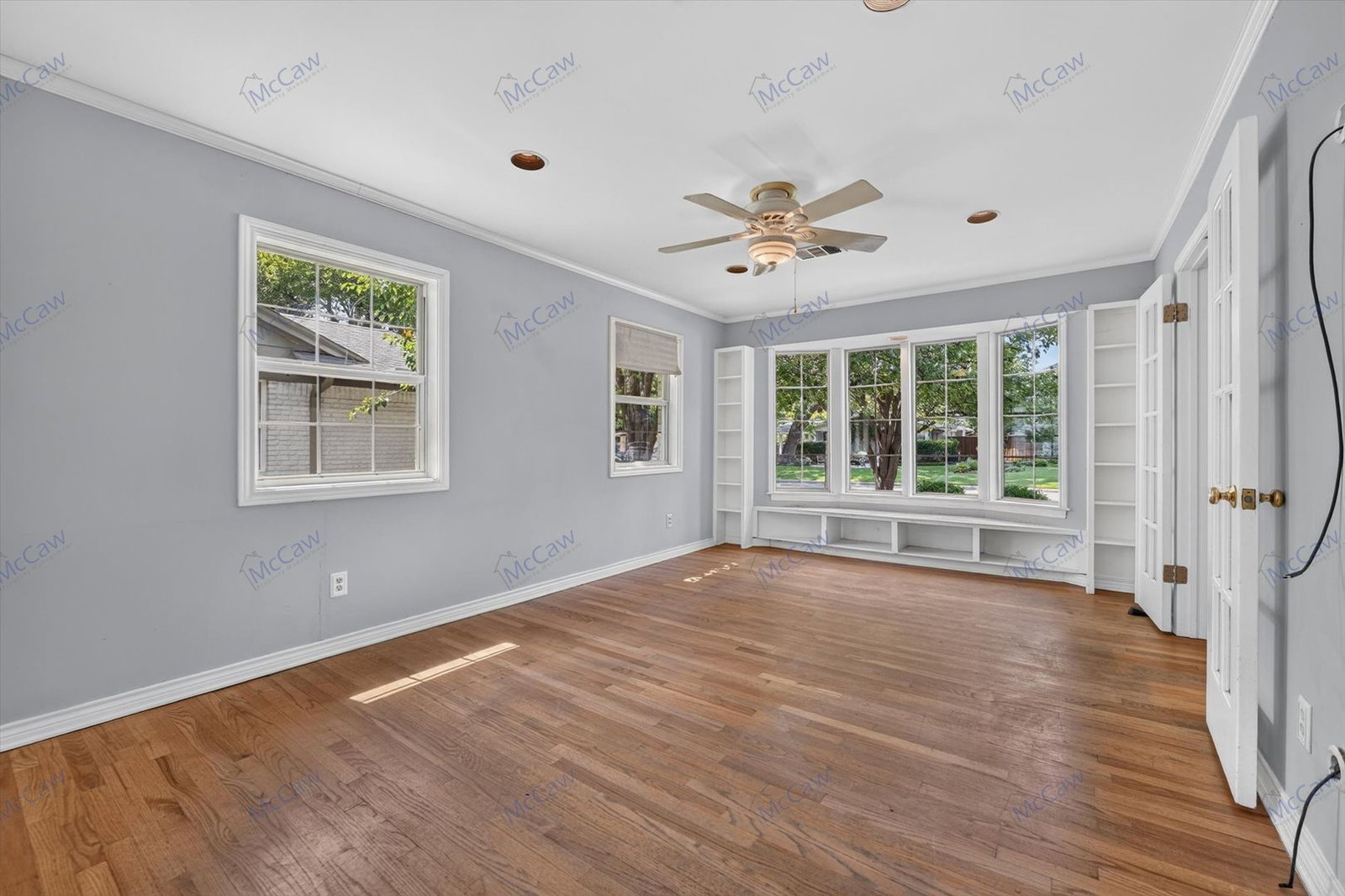 Gallery Image 15