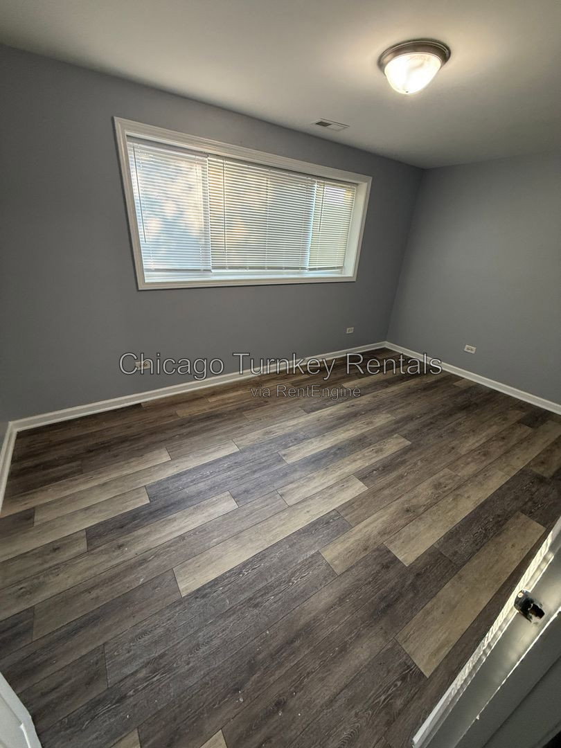 Gallery Image 17