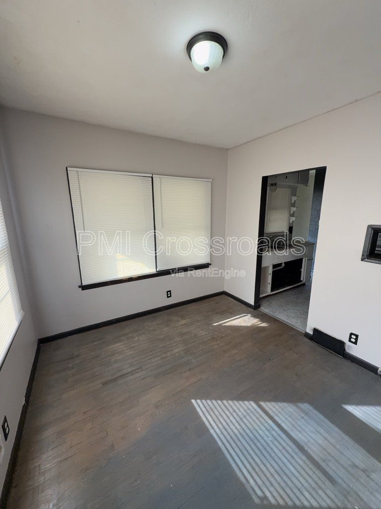 Gallery Image 14