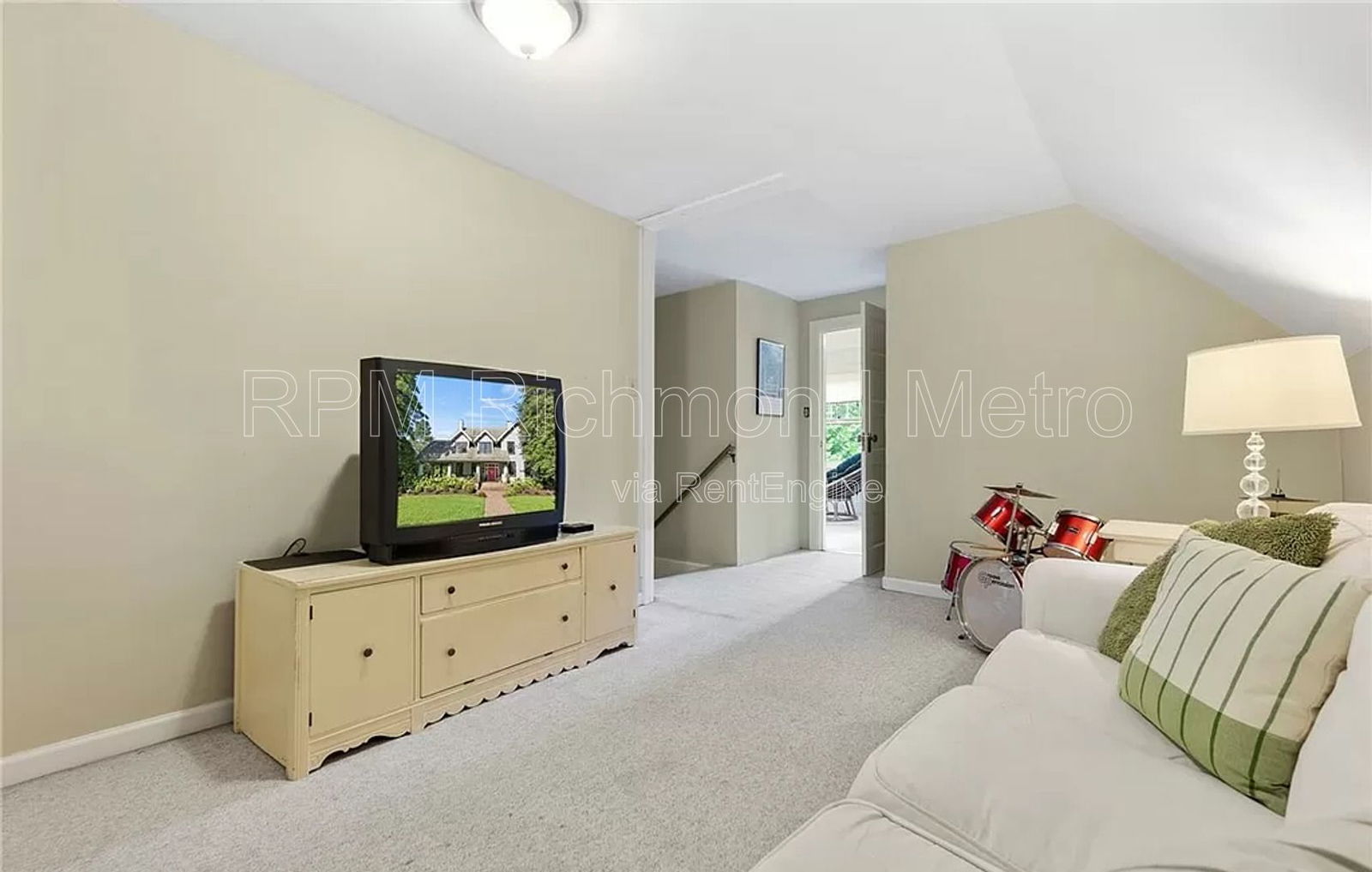 Gallery Image 16