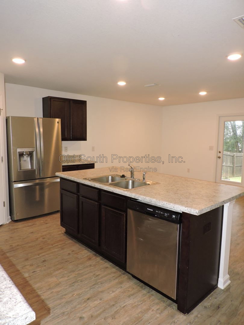Gallery Image 18