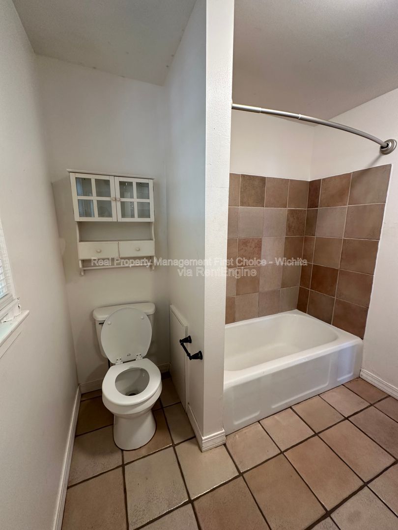 Gallery Image 17