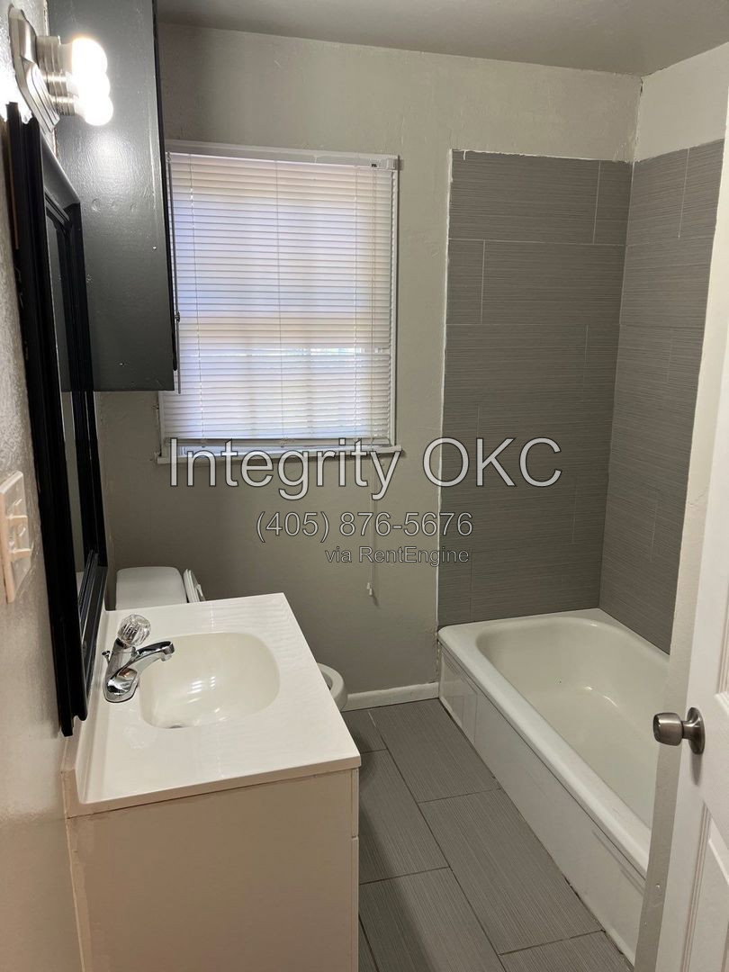 Gallery Image 15
