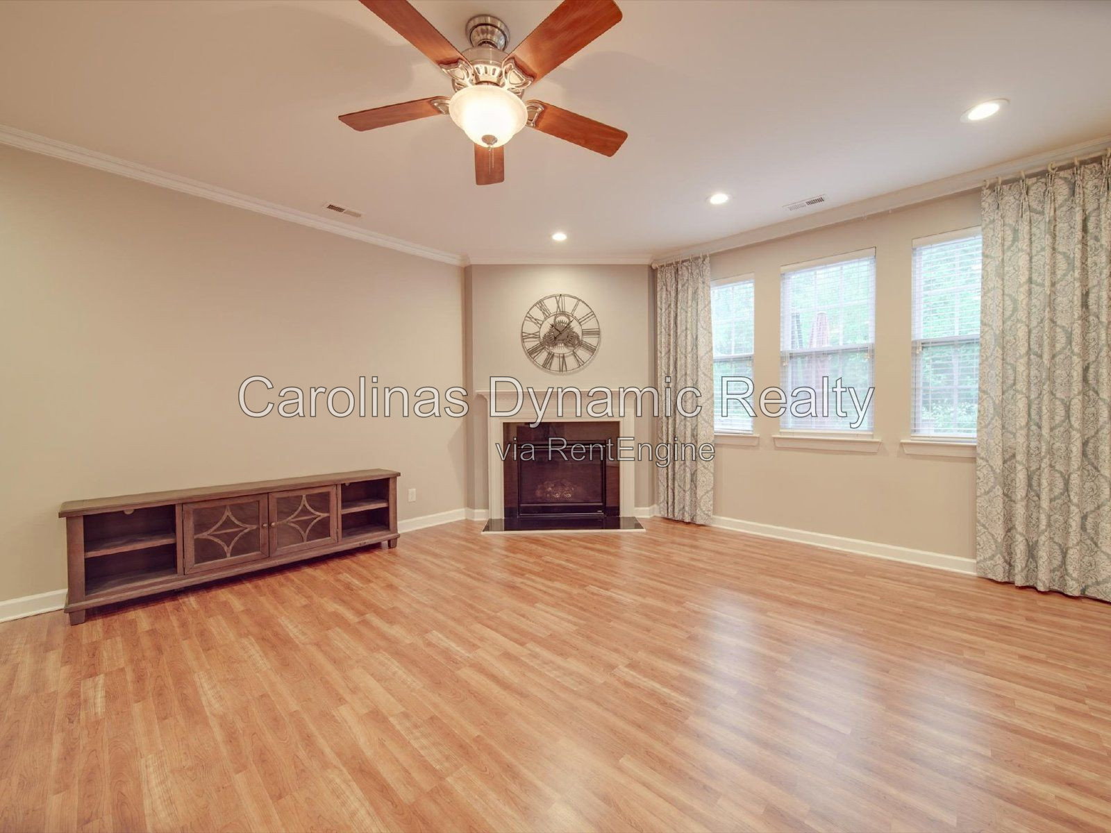 Gallery Image 58