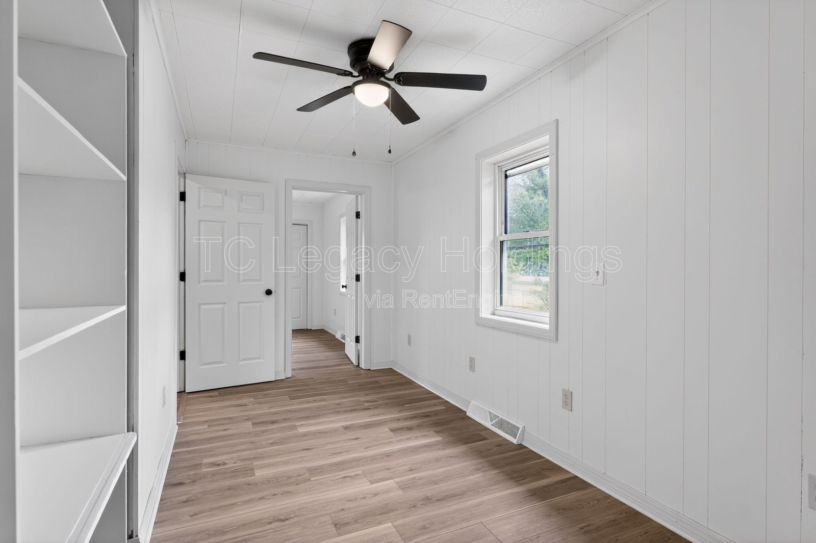 Gallery Image 17