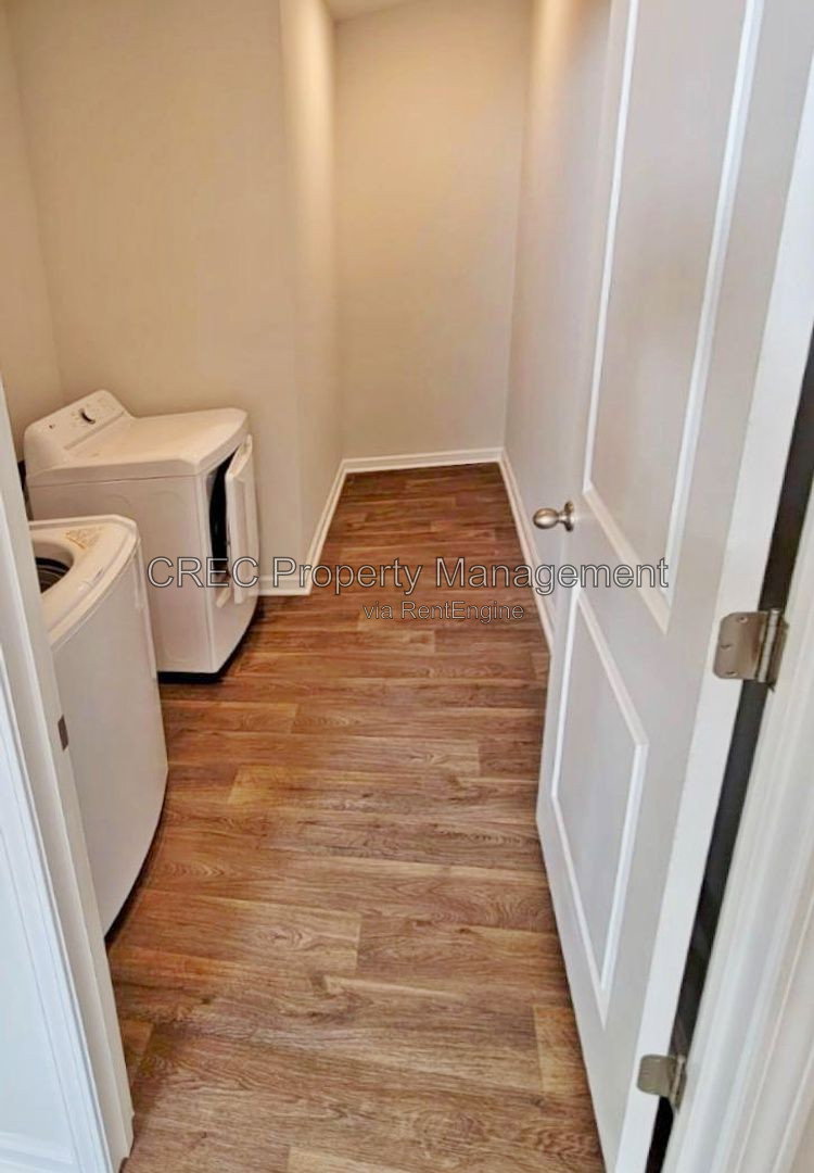 Gallery Image 33