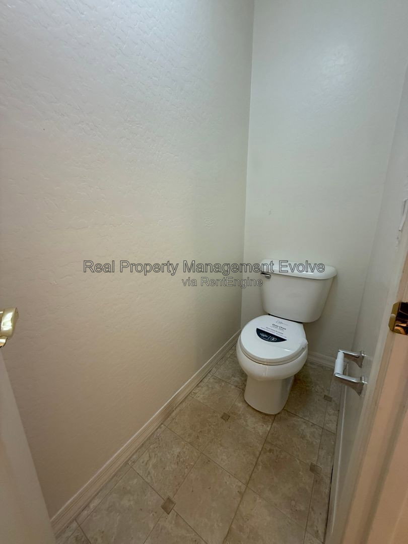 Gallery Image 27