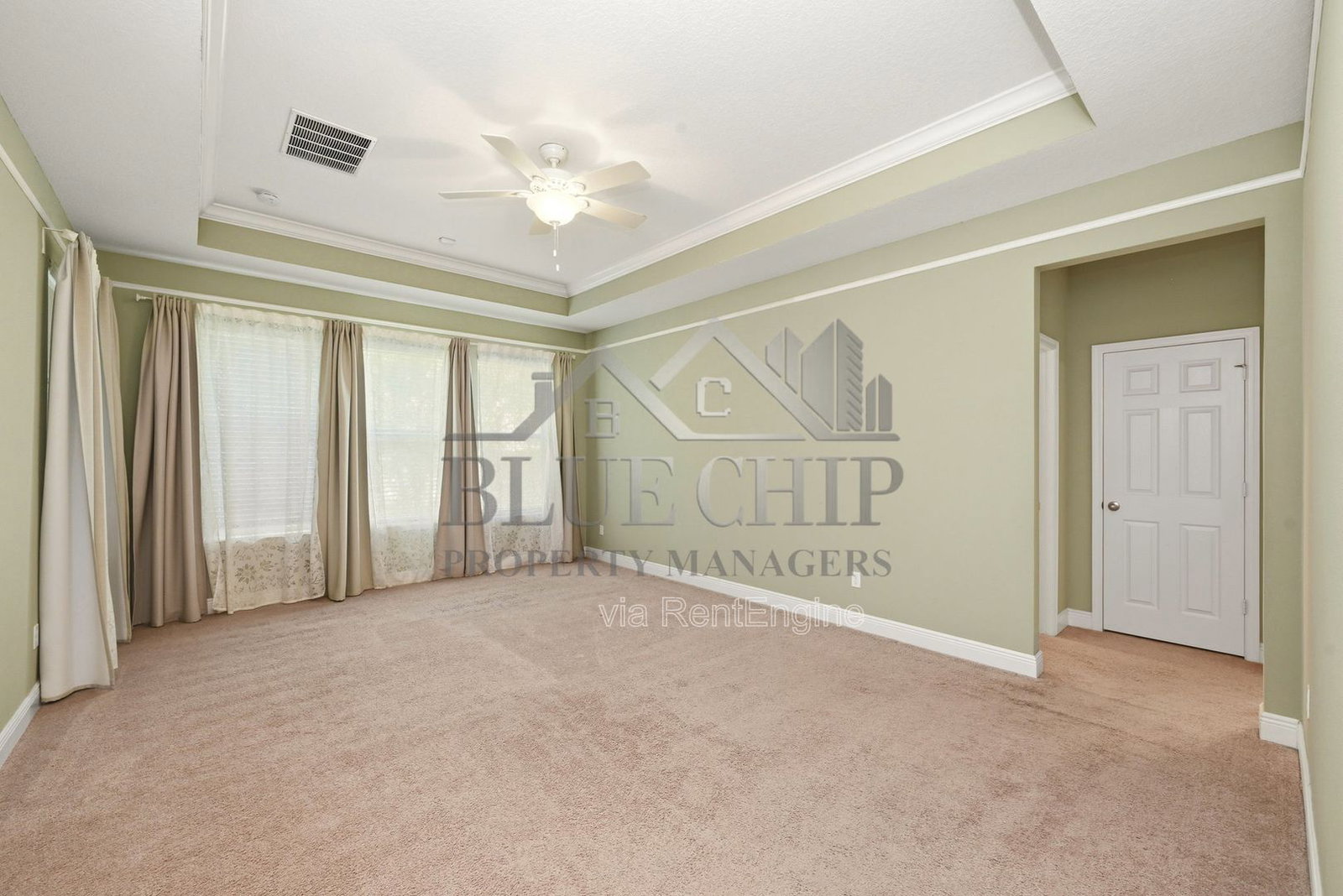 Gallery Image 22