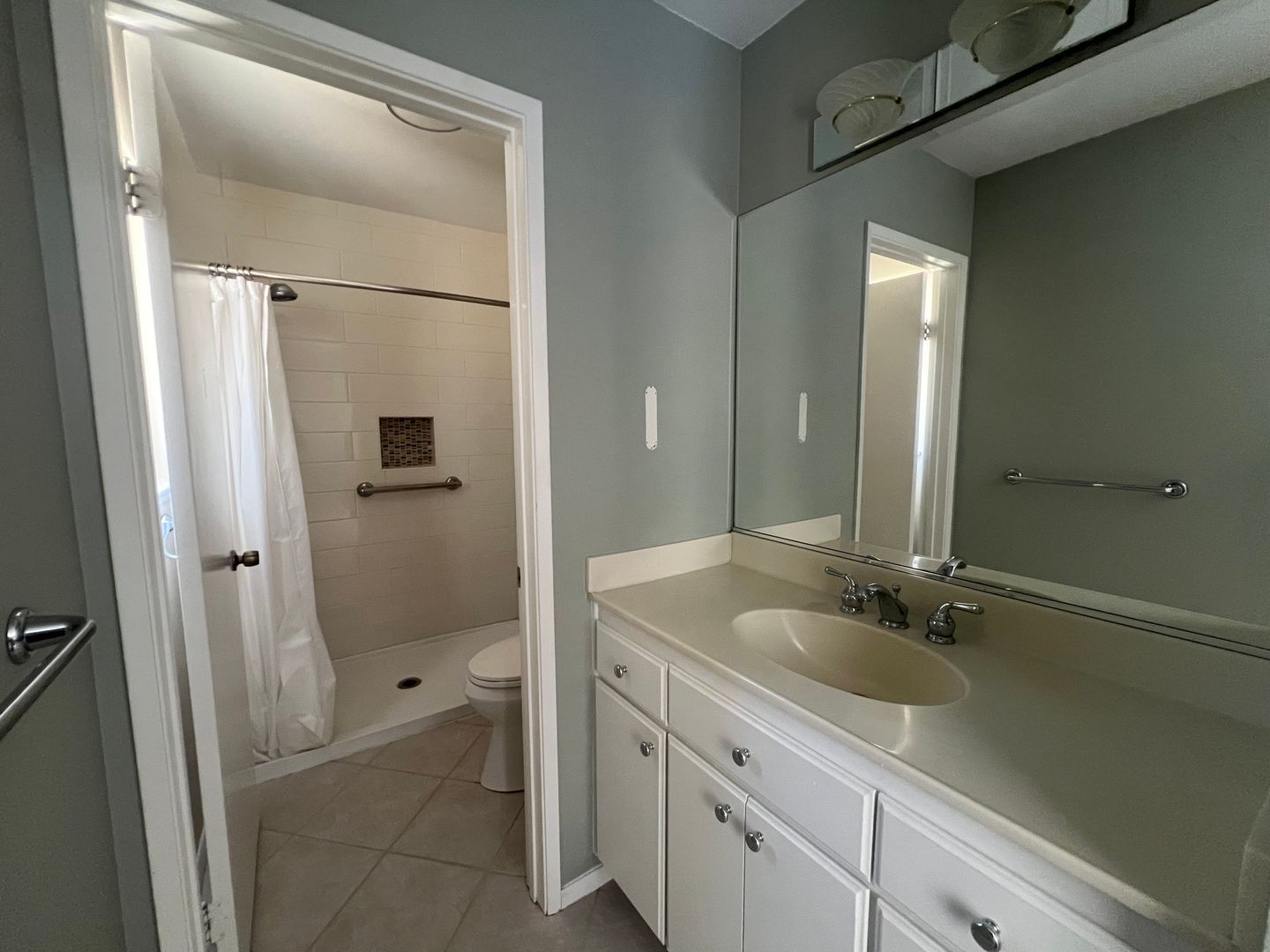 Gallery Image 16