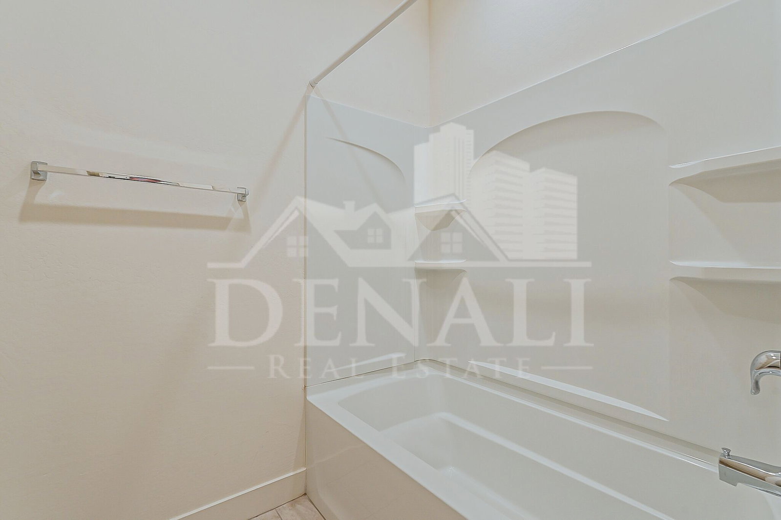 Gallery Image 32
