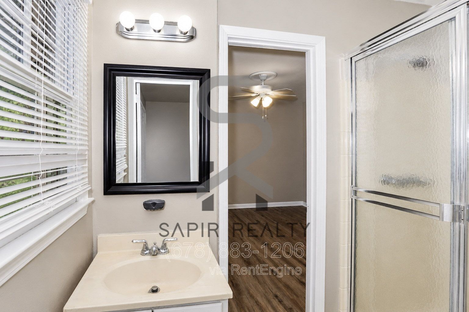 Gallery Image 17