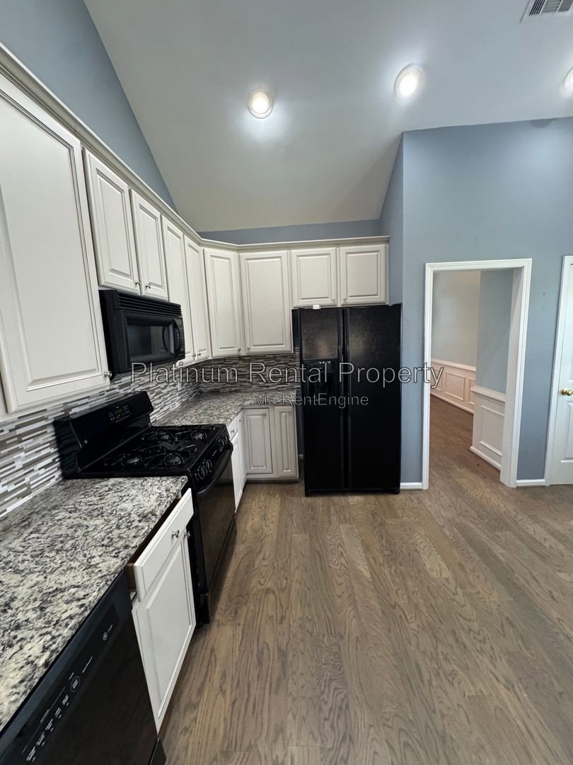 Gallery Image 31