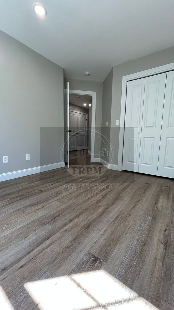 Gallery Image 37