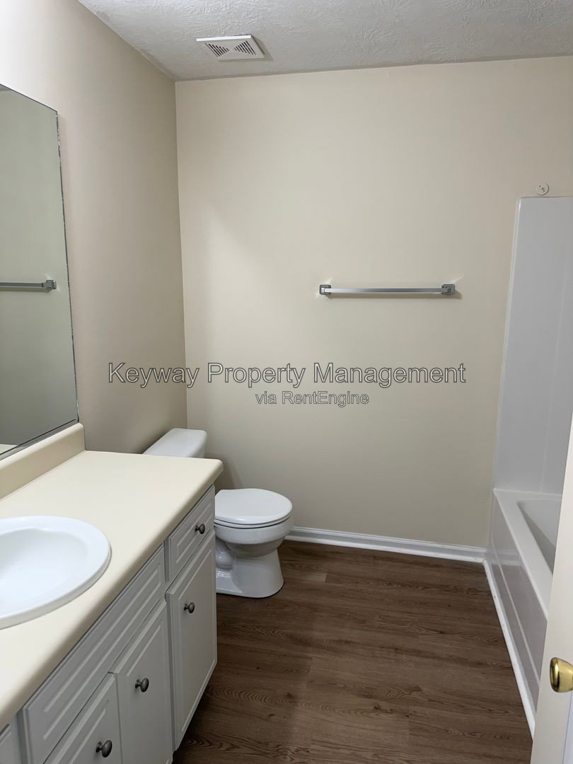 Gallery Image 16