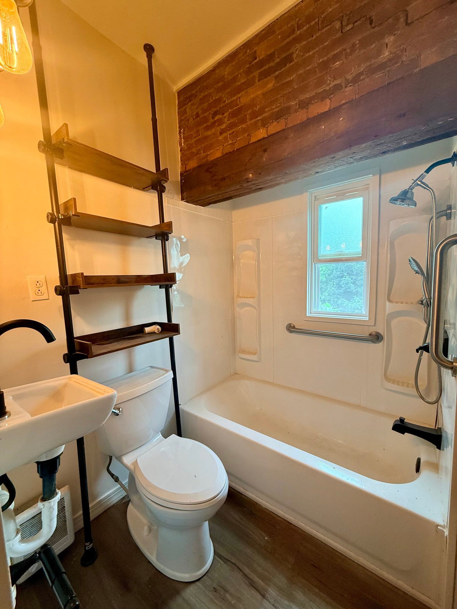 Gallery Image 9