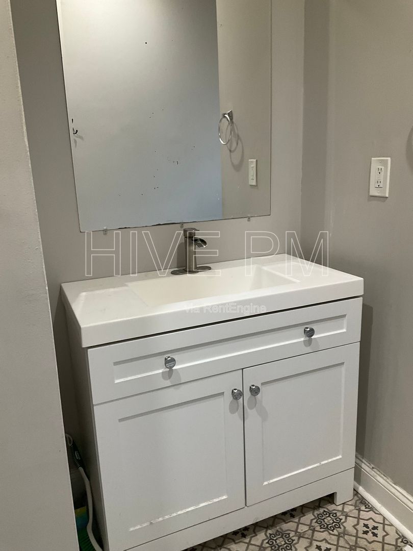 Gallery Image 19