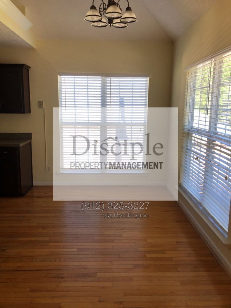 Gallery Image 15