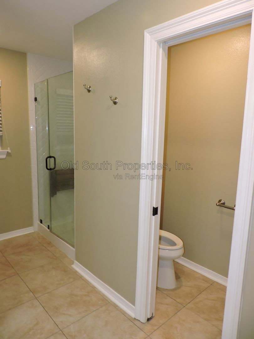 Gallery Image 18