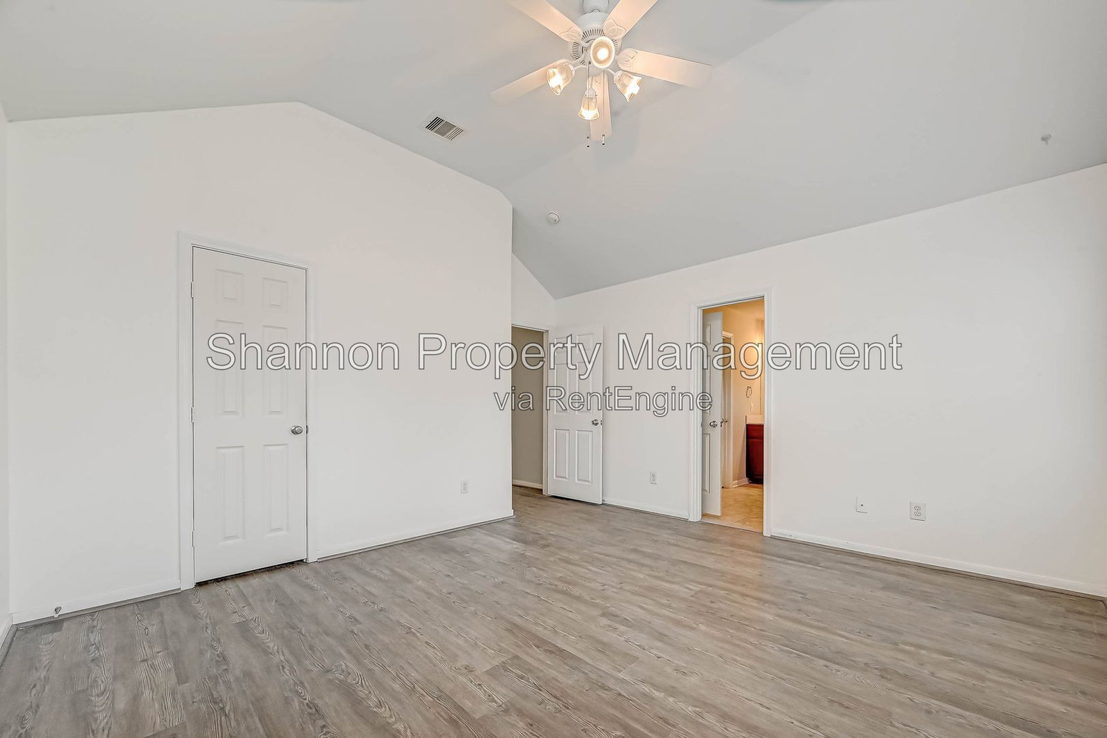 Gallery Image 19