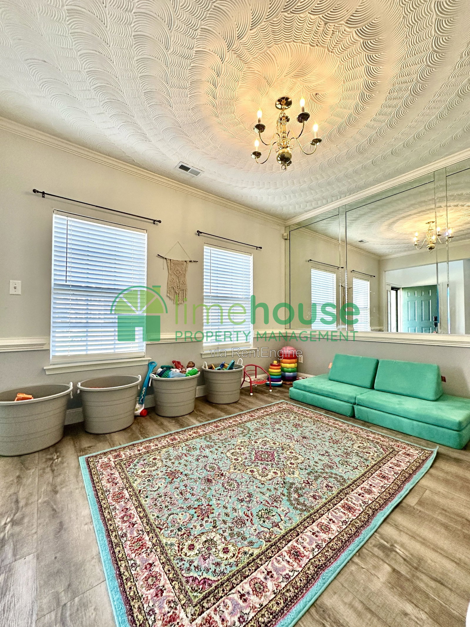 Gallery Image 8
