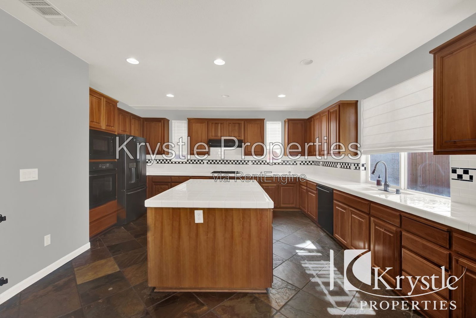Gallery Image 15
