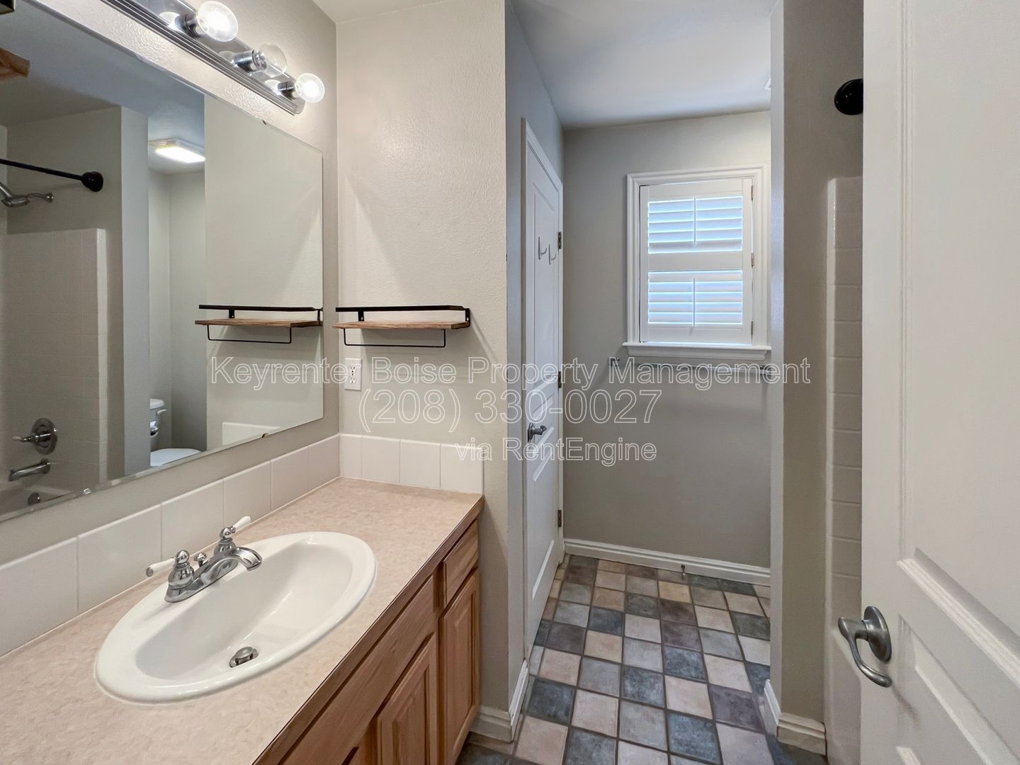 Gallery Image 14