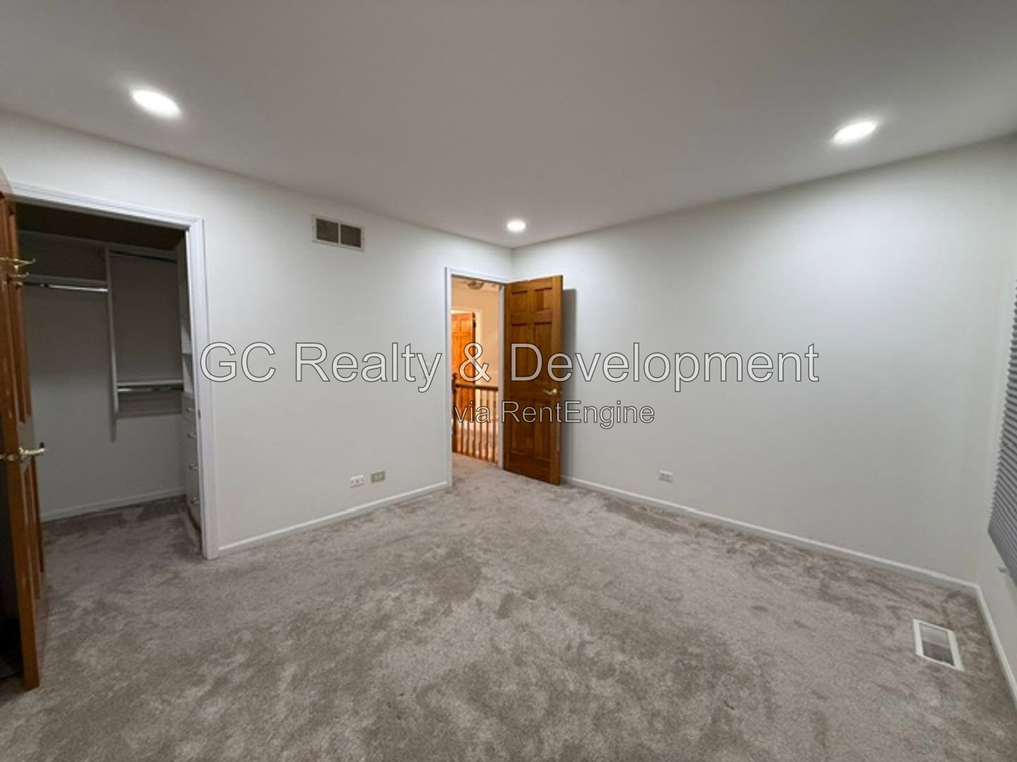 Gallery Image 19