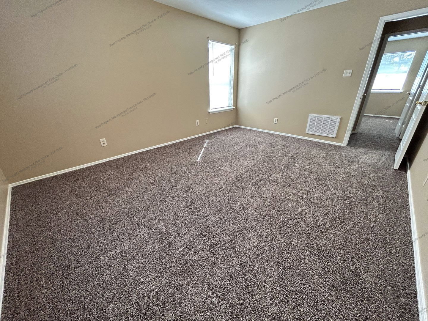 Gallery Image 21