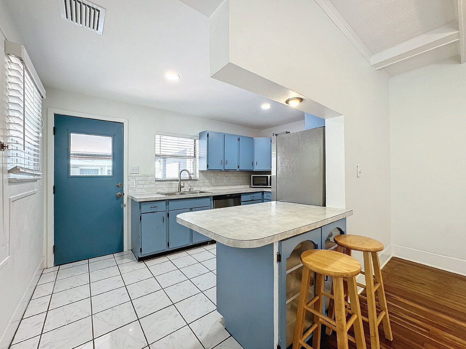 Gallery Image 14