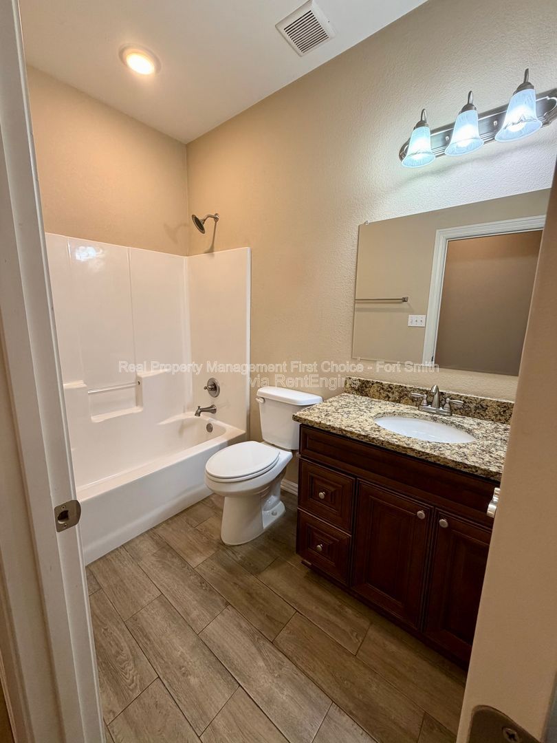 Gallery Image 13