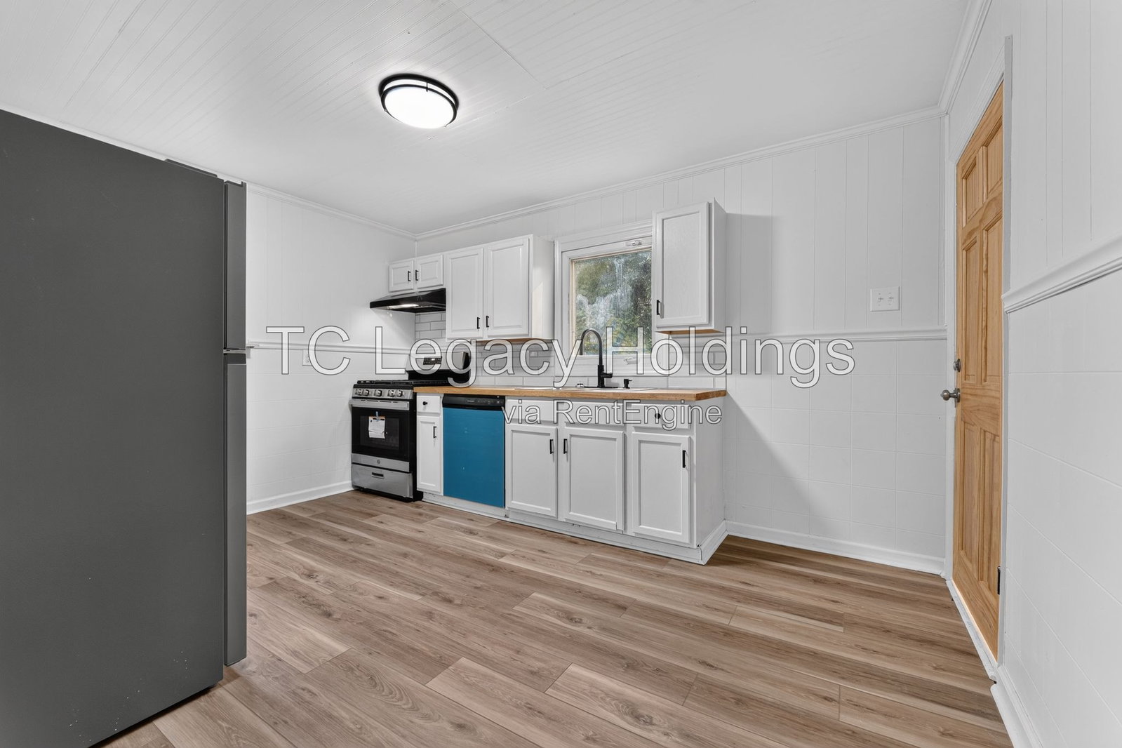 Gallery Image 9