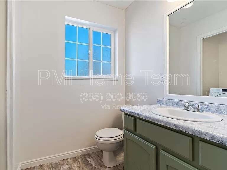 Gallery Image 22