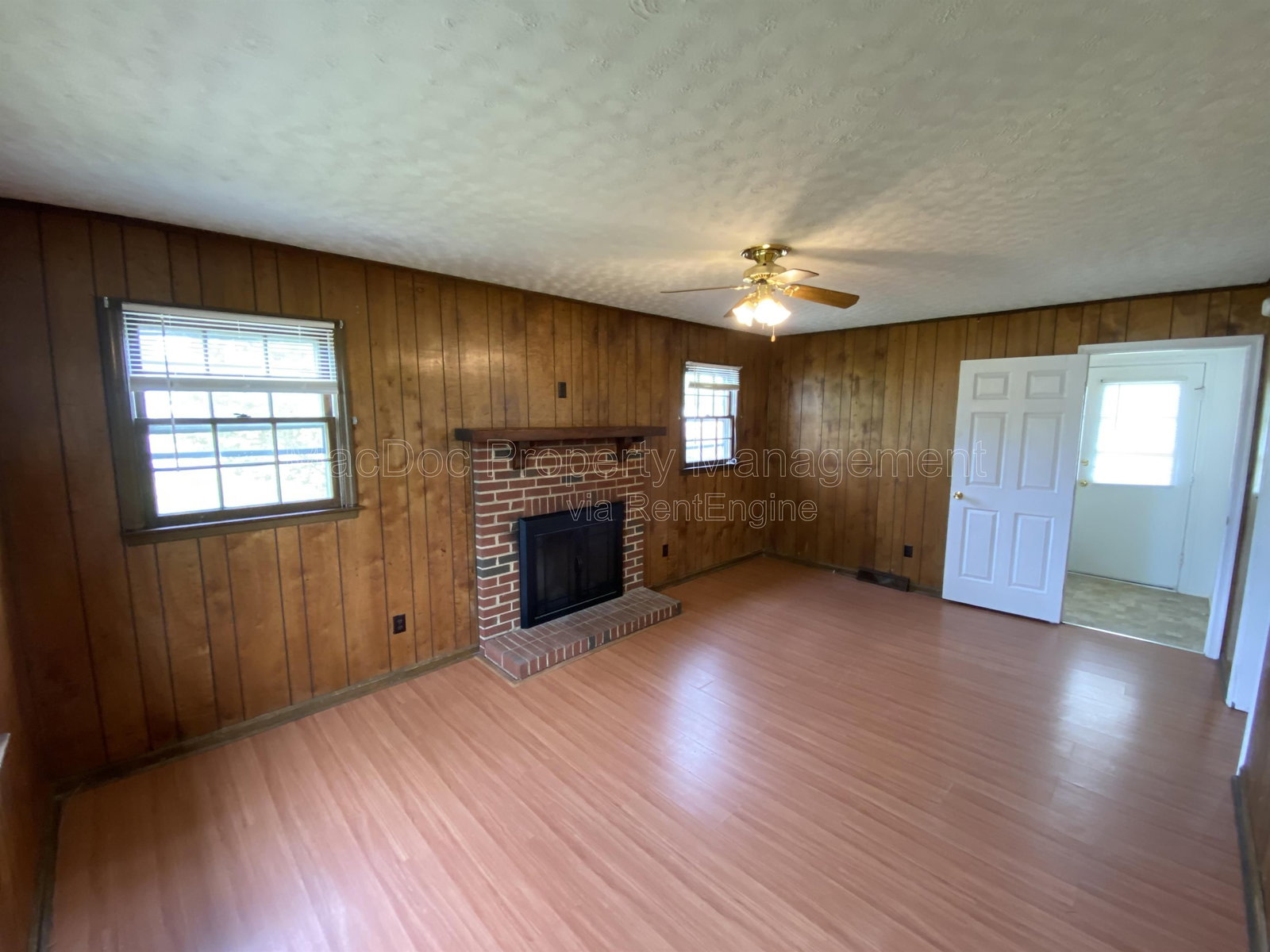 Gallery Image 17