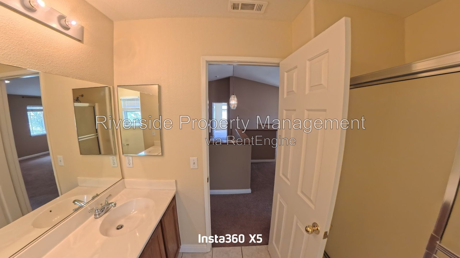 Gallery Image 32
