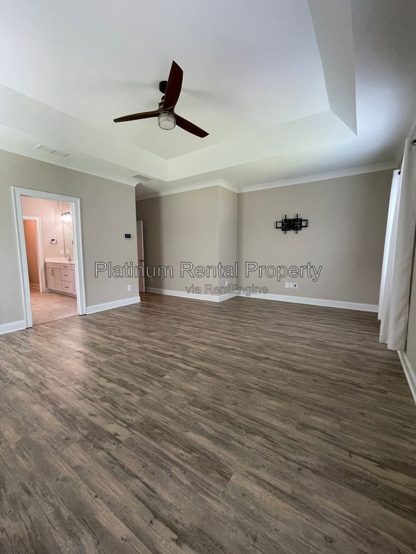 Gallery Image 53