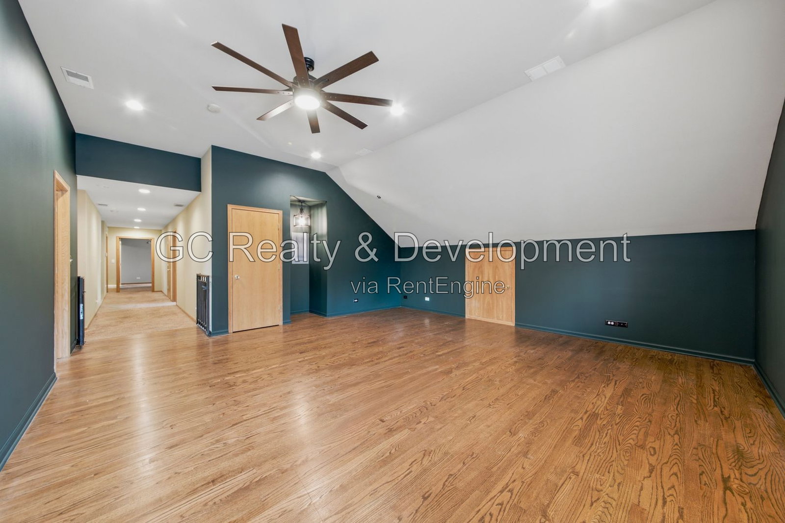 Gallery Image 13