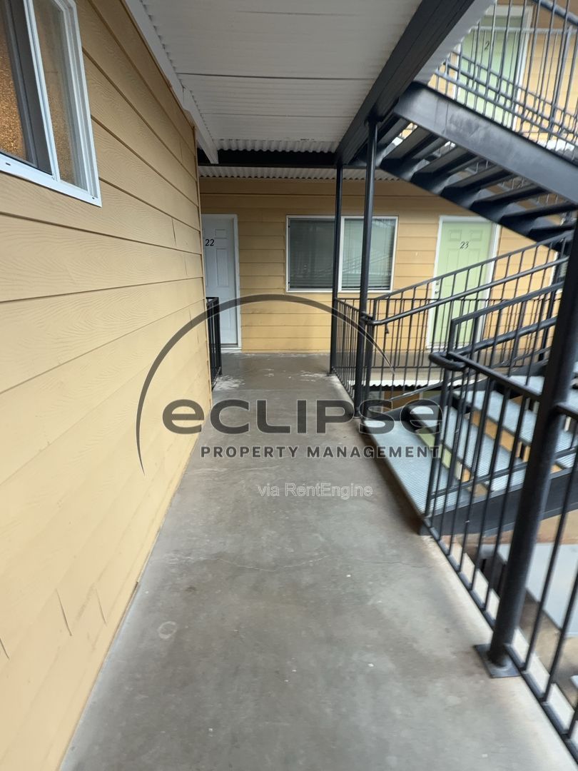 Gallery Image 17