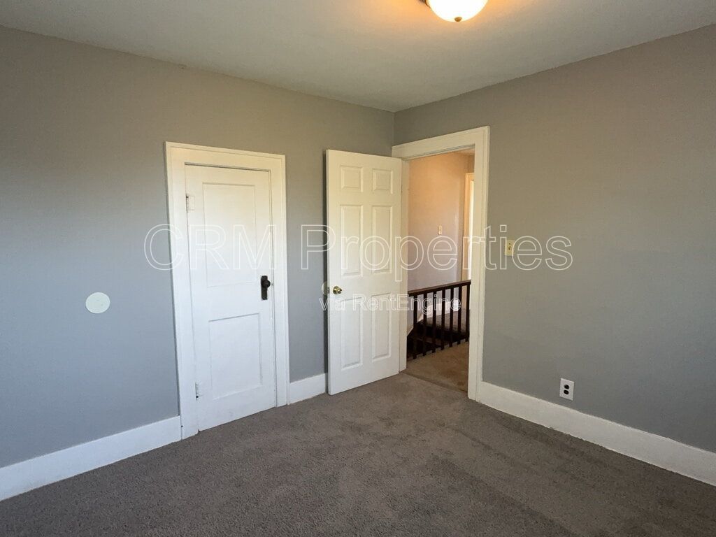 Gallery Image 16