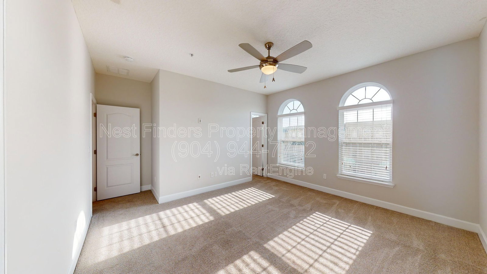 Gallery Image 17