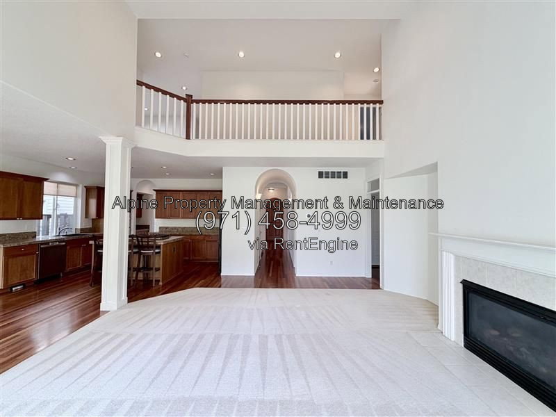 Gallery Image 19