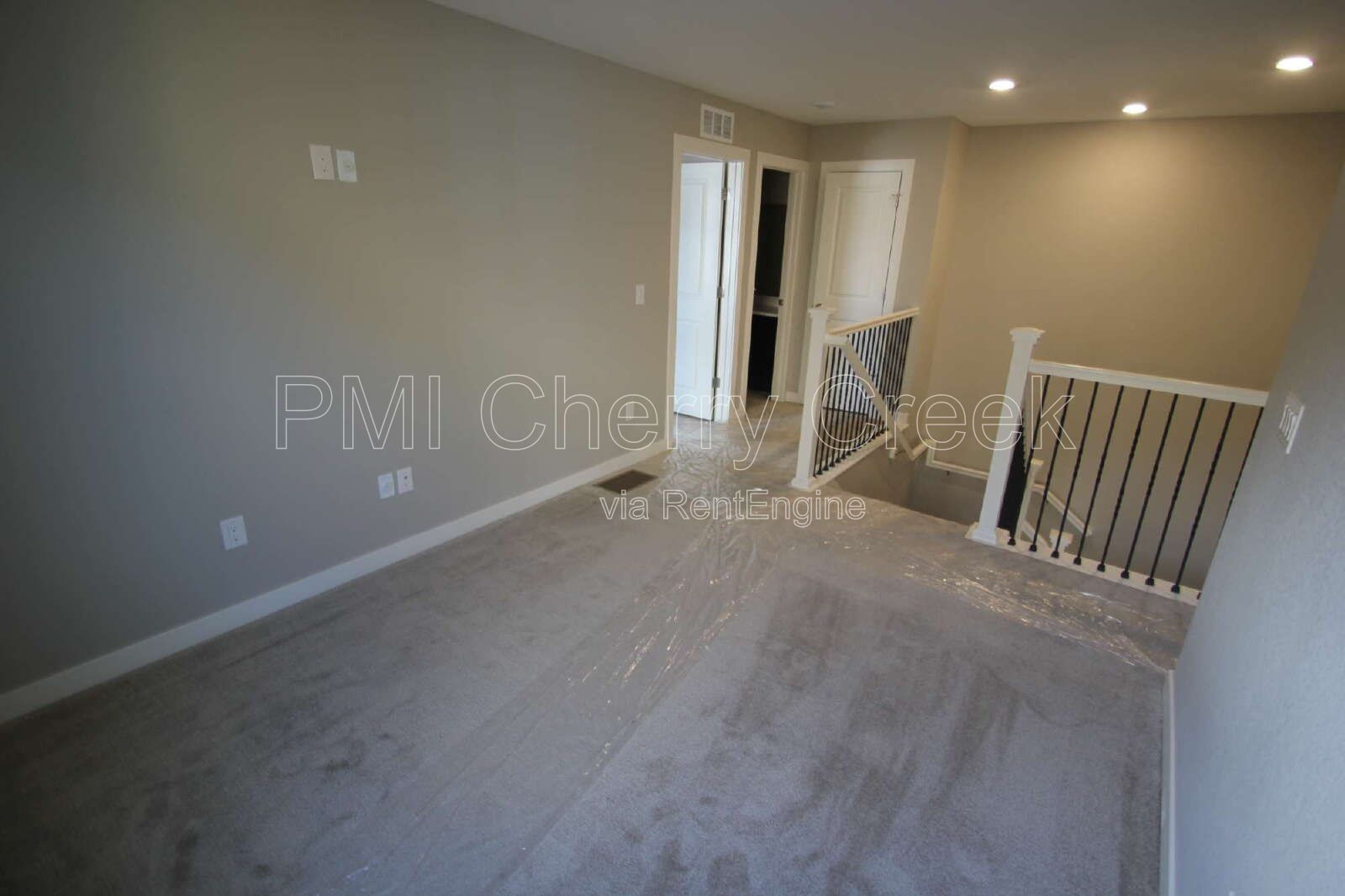 Gallery Image 19