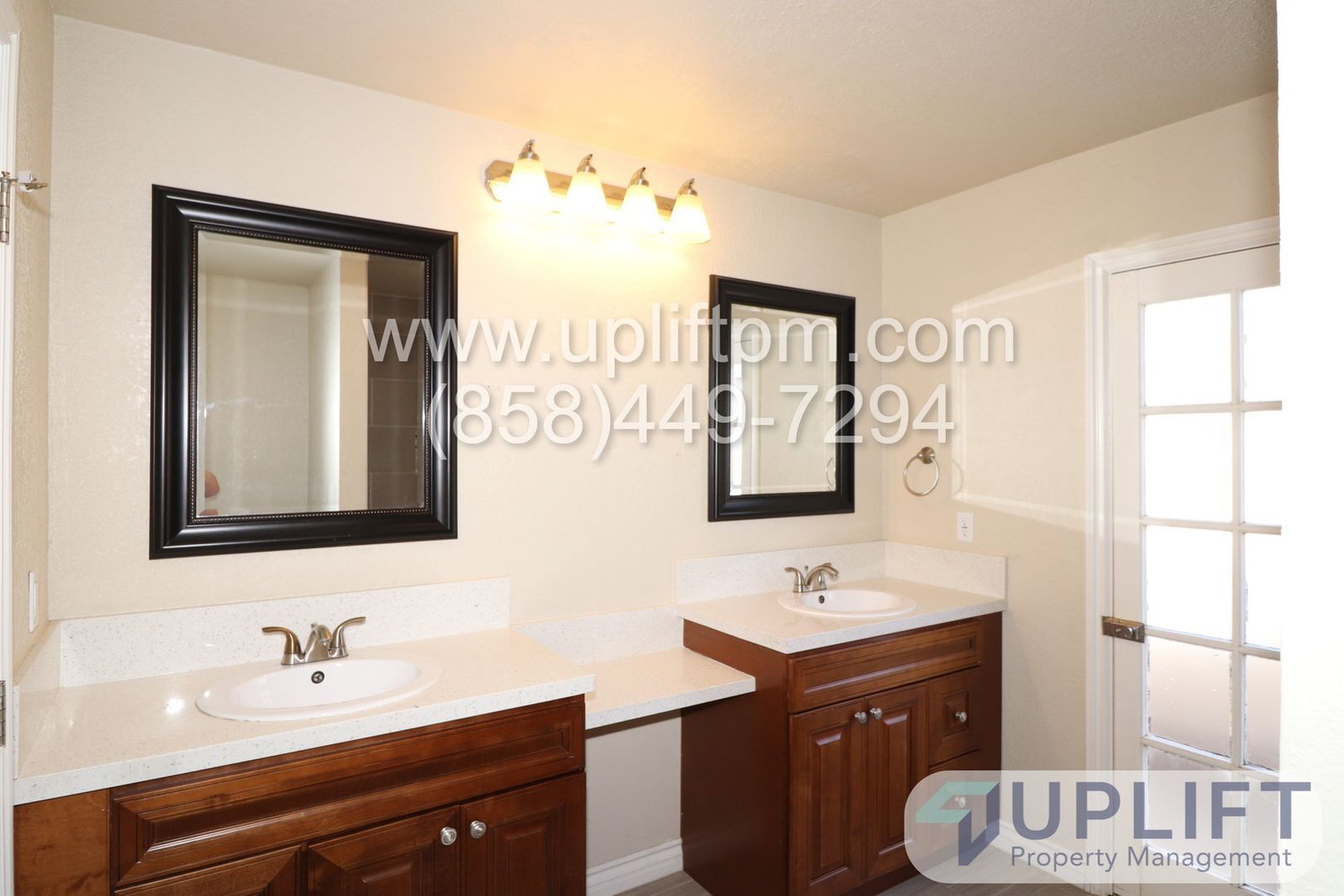 Gallery Image 16