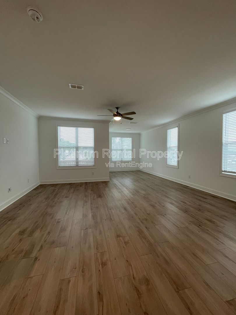 Gallery Image 47
