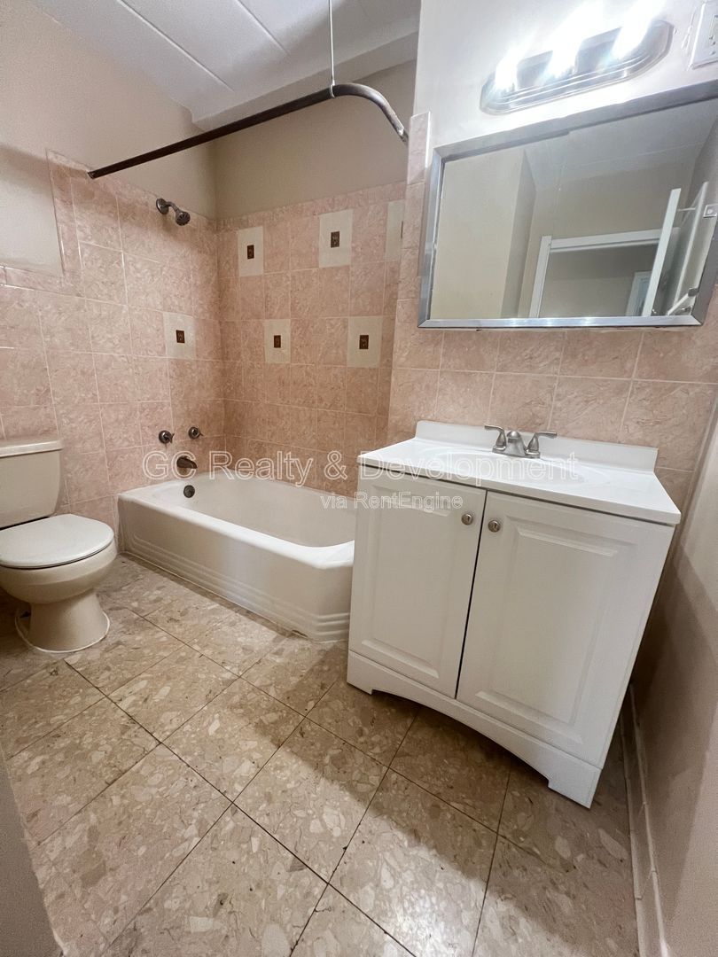 Gallery Image 17