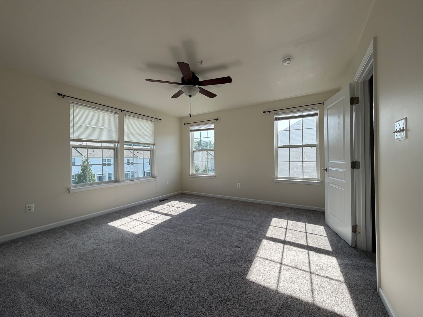 Gallery Image 16
