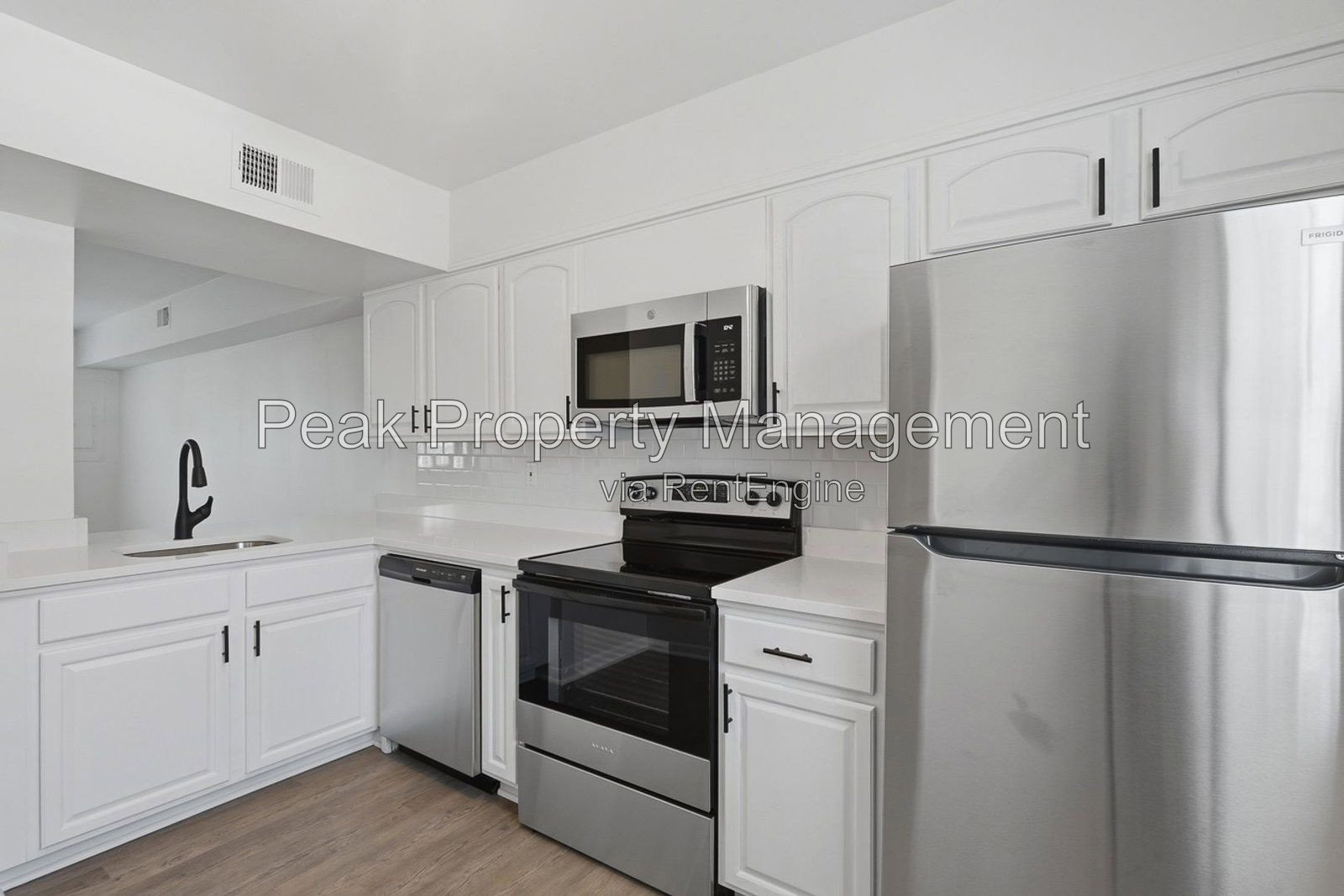Gallery Image 0